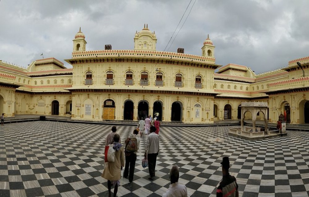 Hotel Golden Palace Attraction Pictures